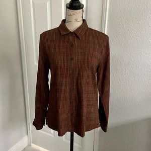 Buttons down shirt brand not sure